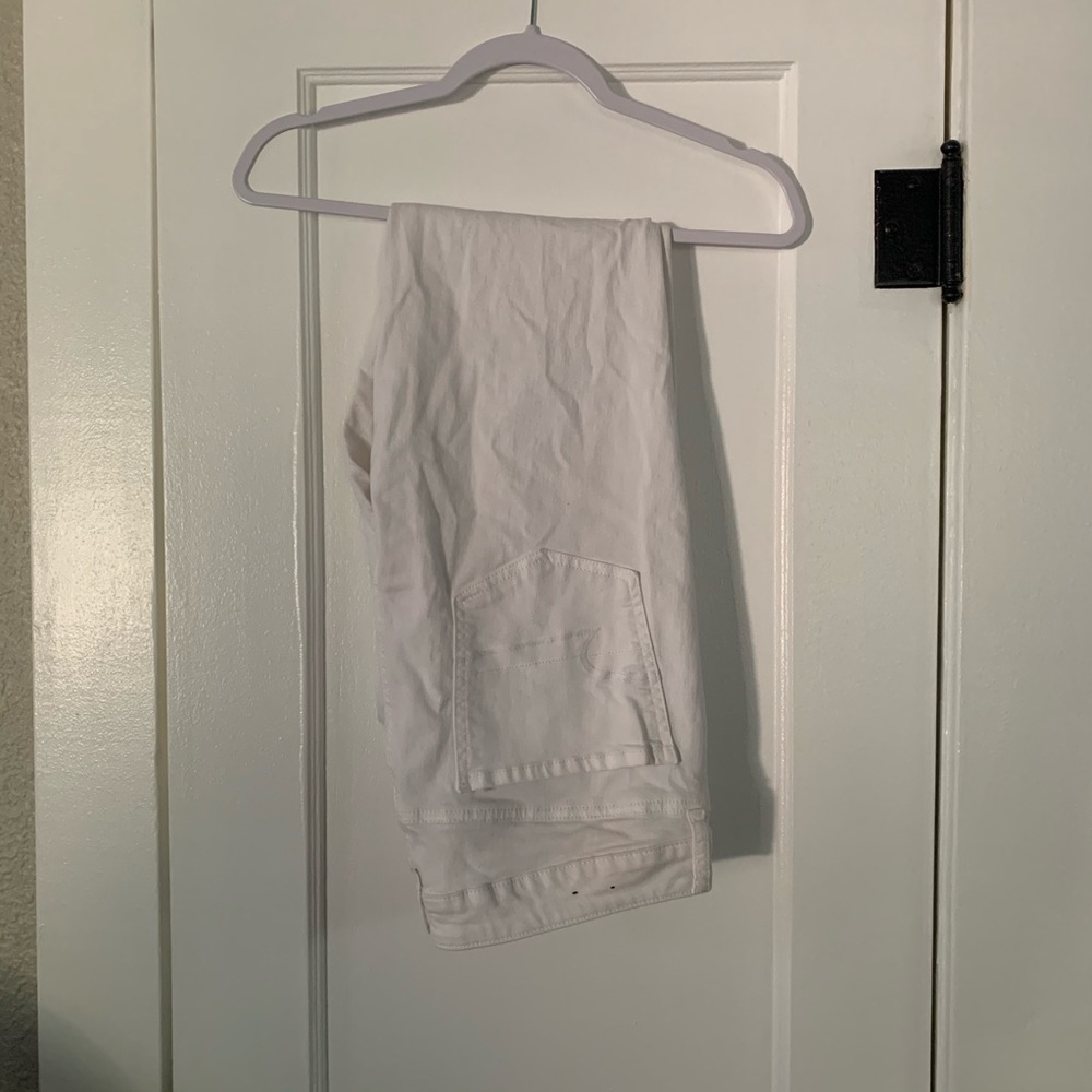 AE White Skinny Jeans